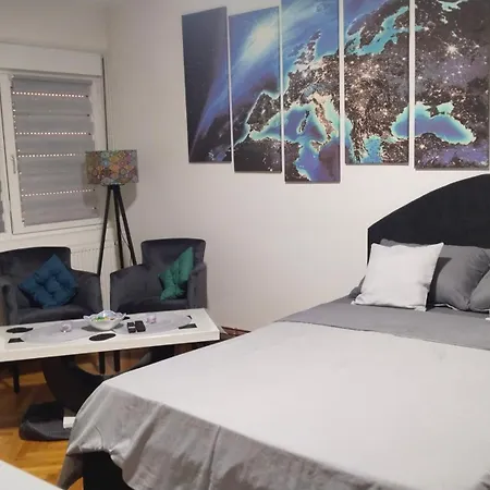 Апартаменты Lela's Ii *